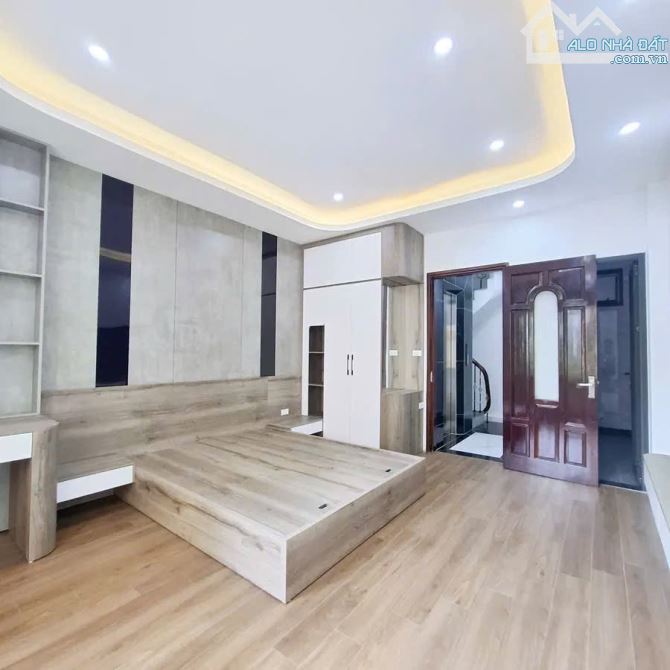 Khương Đình 32m mặt tiền 4m, 6 tầng thang máy xây mới, gần phố, 9.5 tỷ - 1