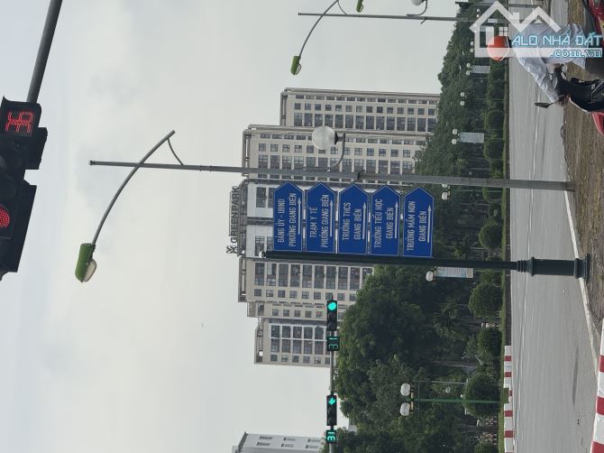 Bán đất Tái Định Cư Giang Biên gần Vincom Plaza, lô góc 2 mặt tiền 90m2, giá nhỉnh 19 tỷ. - 1
