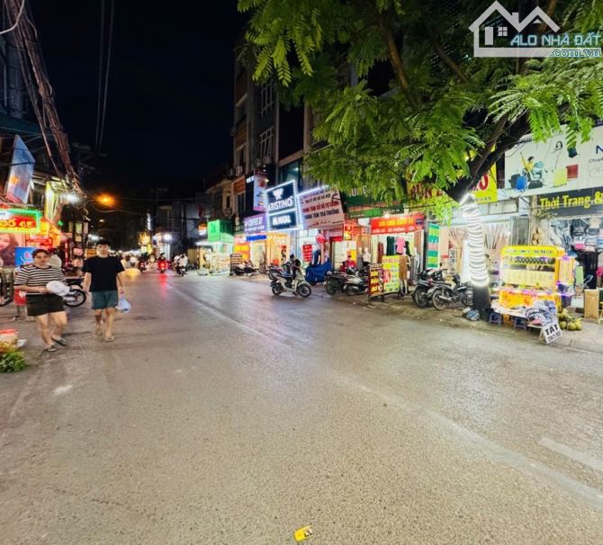 BÁN NHÀ MẶT PHỐ GẦN HỌC VIỆN TÀI CHÍNH - VỈA HÈ RỘNG – KINH DOANH SẦM UẤT NGÀY ĐÊM - 1