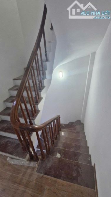Cần Tiền bán gấp liền kề Vân Canh 30m2, 5 tầng giá 5.49 tỷ - 1