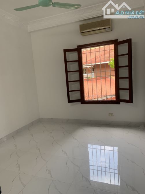Cho thuê nhà Lê Quang Đạo – Từ Liêm DT 50m x 4 tầng, ô tô đỗ giá thuê 18tr/th - 1