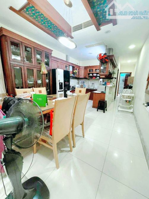 BÁN NHÀ HẺM XE HƠI THÔNG SÁT MT NGUYỄN THỊ NHỎ KHU CƯ XÁ LỮ GIA 4 TẦNG 112M2 GIÁ 20.X TỶ - 1