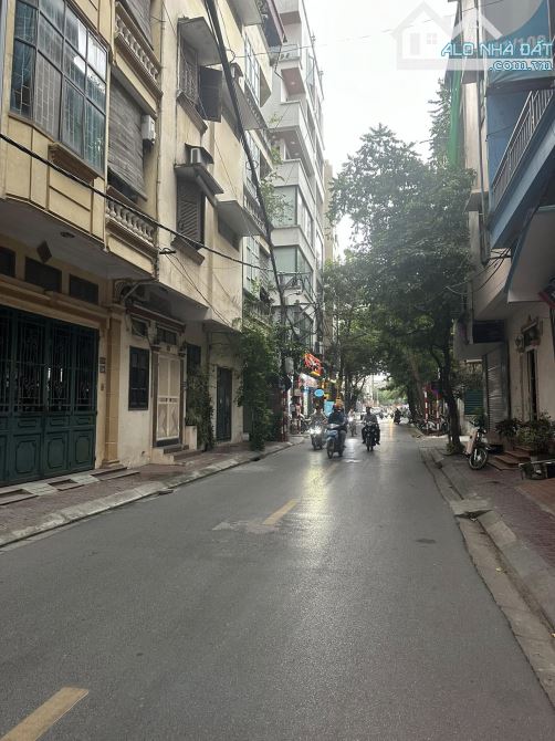Hàng đẹp Cầu giấy thông số chuẩn 58m 4tầng Mặt tiền 4,7m Giá hấp dẫn 24.2 Tỷ - 1