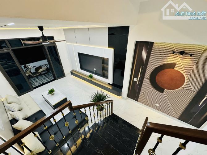 Bán Nhà 3 tầng xây mới đẹp phong cách hiện đại ngõ phố Hàn Thượng, phường Thành Đông, TP H - 1