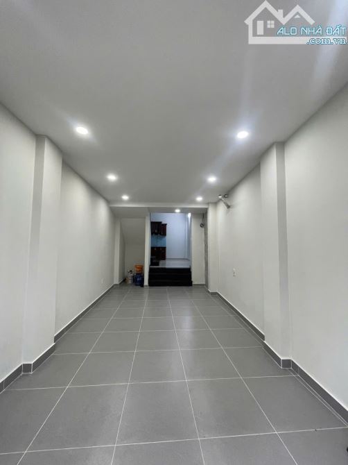 BÁN NHÀ HẺM XE HƠI GẦN CV LÊ THỊ RIÊNG- 42M2-4 TẦNG- NHỈNH 7 TỶ - 1