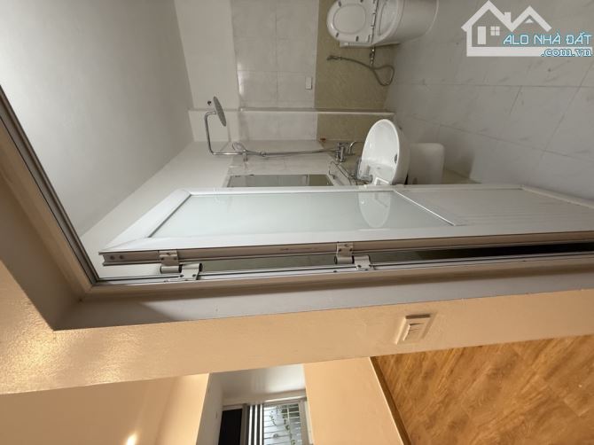 Bán nhà Thịnh Hào ngõ thông gần phố nhà đẹp 2  thoáng ở ngay 47m 7 tầng nở hậu giá 11.8 tỷ - 1