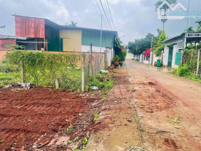 1 lô duy nhất mat tiền N1 buôn ju Tân An cách ql 14 chỉ 100m ngay khu dân cư - 1