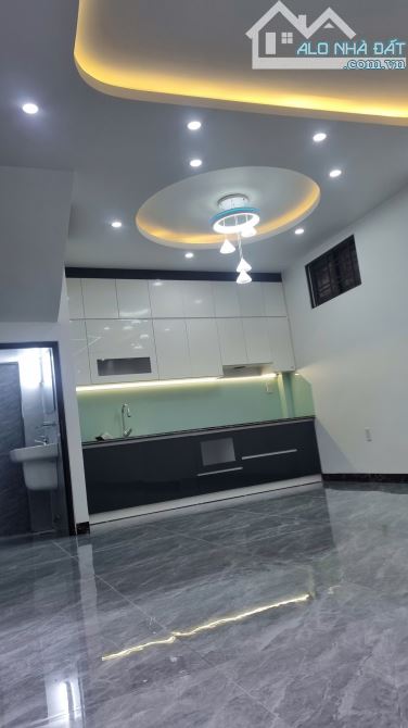 Nhà mới xây gốc dân, ngõ Lê Lợi gần Lê Quang Đạo cực đẹp - 1