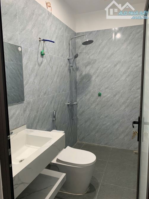Bán nhà mặt ngõ 435 Đằng Hải ☯️ Hướng Tây tt Diện tích: 46m2 nhà 3 tầng Công năng: 3ngủ, 3 - 1