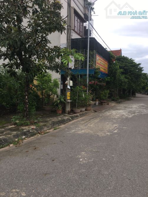 Chủ đất thiện chí gửi bán 1 mảnh 66m2 Tái định cư thị trấn Phùng, giá siêu tốt, hơn 5 tỷ. - 1