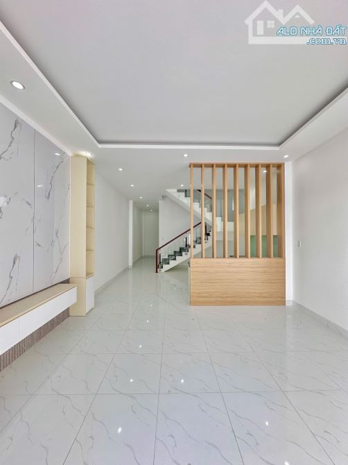 CHỈ 400TR SỞ HỮU NGAY NHÀ 1 TRỆT 1 LẦU NGAY TRUNG TÂM PHƯỜNG TÂN TRIỀU TT 400TR NHẬN NHÀ Ở - 1