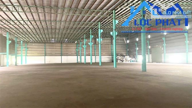 Cho thuê nhà xưởng 1.900m2 giá chỉ 210 triệu. KCN Nhơn Trạch-Đồng Nai - 1