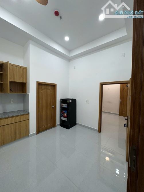 Tòa CHDV MT Bùi Thế Mỹ, Phường Bảy Hiền (P.10, Q. Tân Bình)_6 x 26m_6 tầng thang máy_24 Tỷ - 1