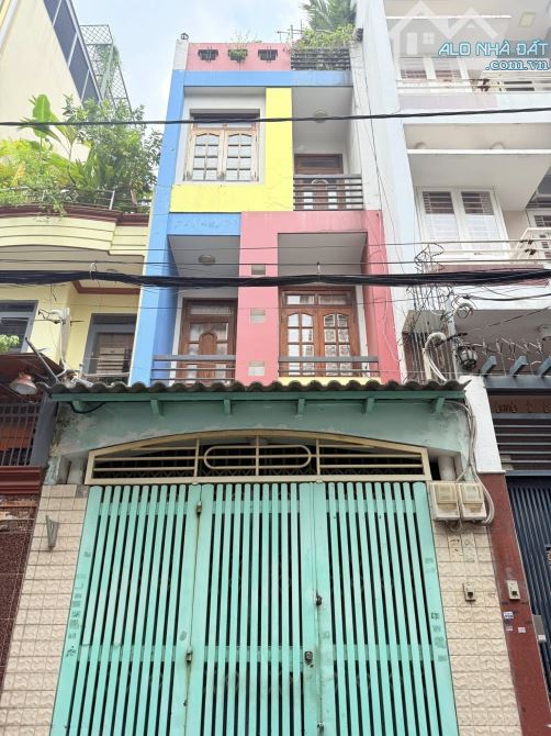 CỨ NGỠ LÀ TRONG MƠ - LUNG LINH TUYỆT ĐẸP, P10 TÂN BÌNH, 3 TẦNG, 4 PHÒNG NGỦ - 8. tỷ - 1