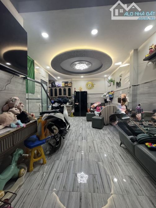 💥🏠Q6, CẠNH CHỢ BÌNH TÂY, SÁT MẶT TIỀN, HẬU GIANG, 49M2, 2TẦNG, NỞ HẬU, RẺ BÈO CHỈ 4TỶ 2 - 1