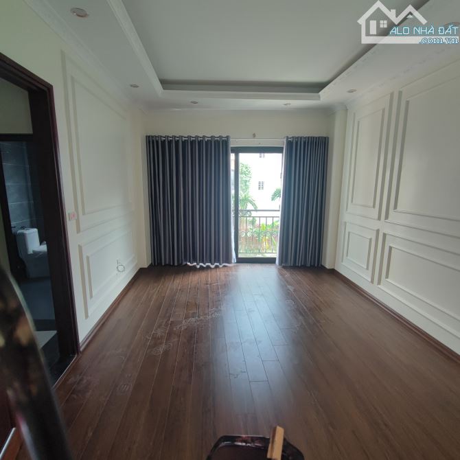 🏡 LAI XÁ - 5 tầng – mt : 5.4m – ô tô vào nhà - 5.35 Tỷ - 1