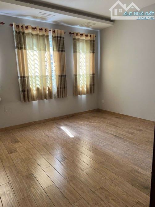 CHO THUÊ NHÀ 3 TẦNG ĐƯỜNG 827, PHÚ HỮU, Q9 3 tầng 3PN 3 máy lạnh - 1