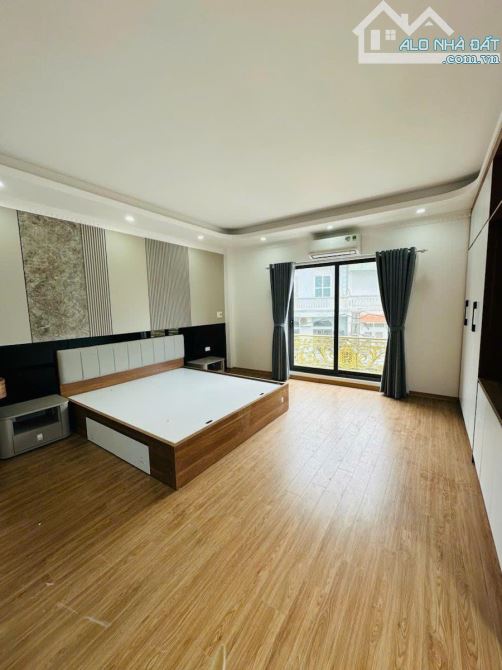 Bán nhà Ngọc Thụy Long Biên, 6 tầng, thang máy, Garaoto, full nội thất - 1