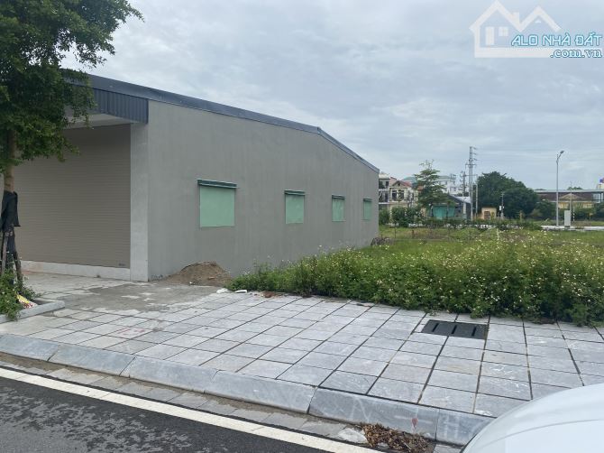 ĐẤT TIỀN HẢI TP HƯNG YÊN THÁI BÌNH CŨ DT 114m —MT 6m  KINH DOANH GIÁP CÔNG AN GIÁ 2tỉ x - 1