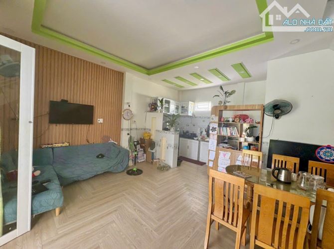 Bán nhà Vĩnh Châu, Vĩnh Hiệp, Nha Trang. Sổ hồng hoàn công. Đường ô tô - 1