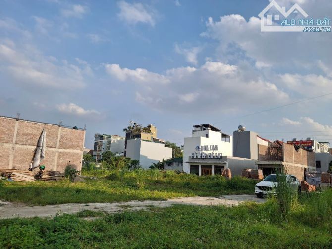 cần bán lô đất dịch vụ Di Trạch 105m2, sát dự án Hinode, gần đường 3.5,vị trí đẹp - 1