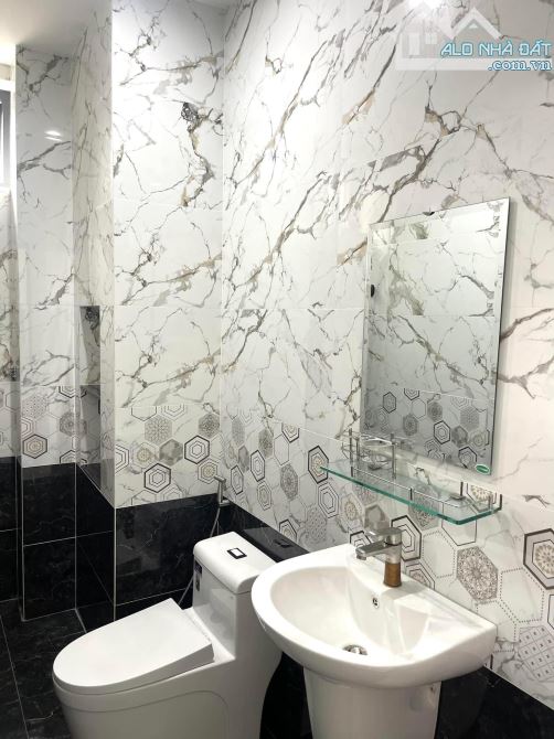BÁN NHÀ 1 TRỆT 2 LẦU CĂN GÓC 2 MẶT TIỀN HẺM Ô TÔ TRIỆU VIỆT VƯƠNG GẦN BIỂN BÃI TRƯỚC - 1