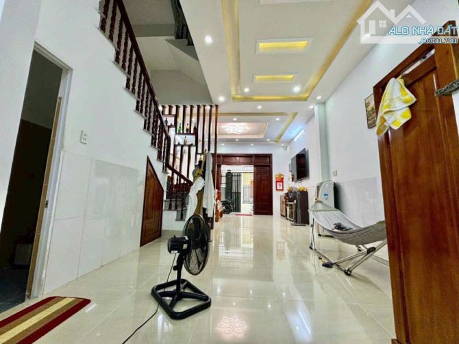 Bán nhà 3 tầng kiên cố hẻm Gò Cây Sung gâng Vĩnh Điềm Trung - 1