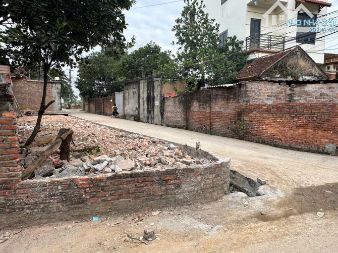 Chính chủ cần bán lô góc 89m phu nghĩa đường oto thông cách Ql6 chỉ 200 m - 1