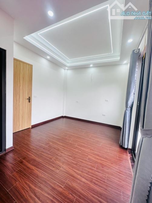 VĨNH PHÚC – 45M² – 5 TẦNG – NGÕ THÔNG – GẦN PHỐ – THOÁNG TRƯỚC SAU – 10.6 TỶ - 1