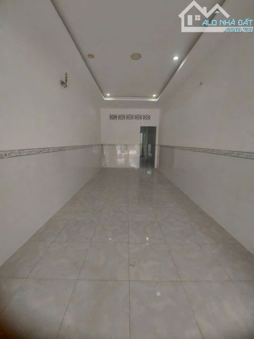 Nhà SHR mặt tiền Trịnh Thị Miếng giá 3,5 tỷ - 1