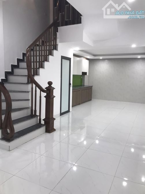 Yên Phú, Liên Ninh, DT: 40m nhà 4 tầng, giá 5.5 tỷ, Gần QL1A, Khu đấu giá Liên Ninh - 1