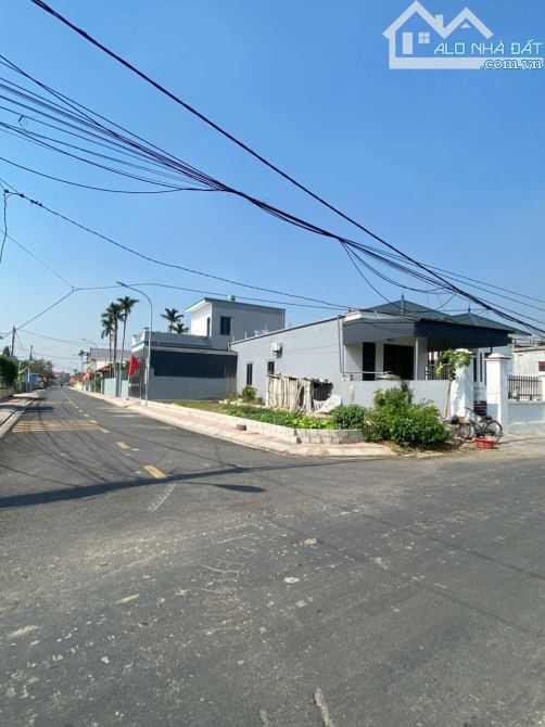 Chuyển nhượng lô góc bánh chưng 96,3m2 Thấp Linh Minh Tân Kiến Thụy giá 2,06 tỷ - 1