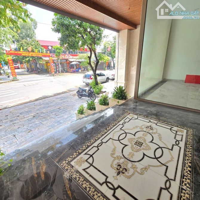 CHUYỂN NHƯỢNG GẤP TOÀ VP ĐƯỜNG CẦU DIỄN TỪ LIÊM 160M 8 TẦNG MT 8M GIÁ ĐẦU TƯ 80 TỶ - 1