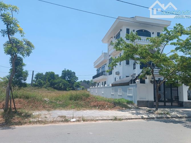 ĐẤT KQH HƯƠNG VINH - GẦN KĐT GRÊN CITY - 173M2 NGANG 8M - 1