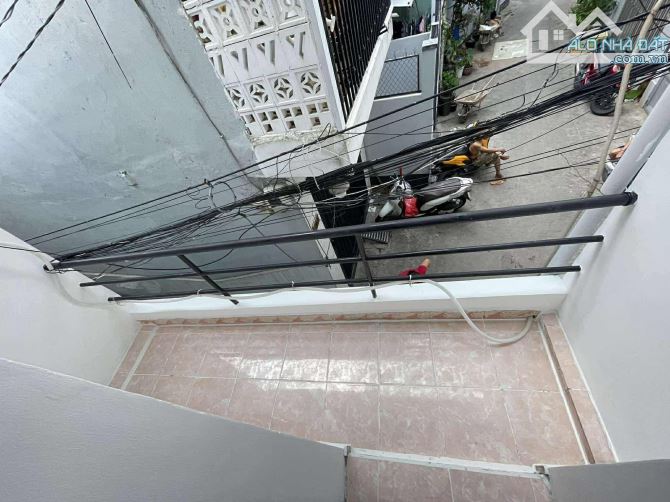 Nhà Hẻm 3 Gác Tân Mỹ DT 15.6M2 (3mx5.5m) Kết Cấu 3 Tầng Cách Mặt Tiền 10M Giá 2T9 Còn TL - 1