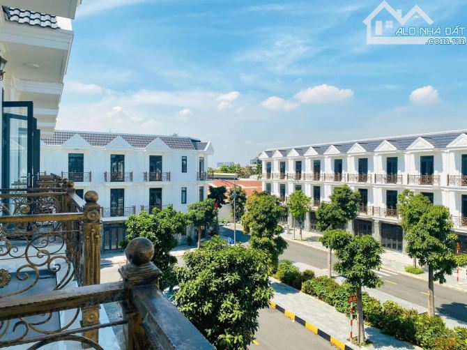 Nhà phố 1 trệt 2 lầu ngay Miếu Ông Cù – Thuận An, sát nhập TP.HCM, giá chỉ từ 3,5 tỷ - 1