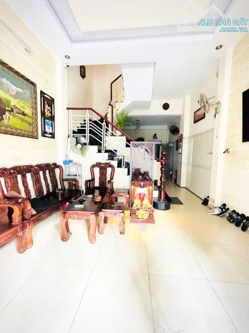 THOẠI NGỌC HẦU,TÂN PHÚ, 4 X 21, 3 TẦNG ĐÚC,10PN, 2 MẶT HẼM, VỪA Ở & CHO THUÊ, CHỈ 8.X TỶ - 1