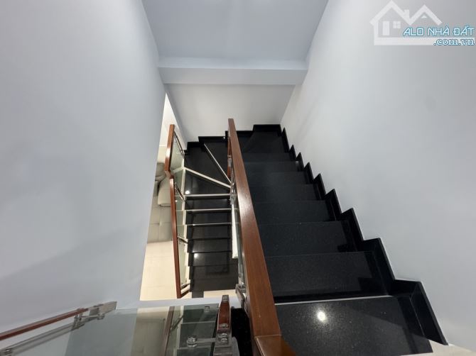Bán nhà mới HXH  2 tầng dt 4.1x10m, Bành Văn Trân, Phường 7, Tân Bình, Giá nhỉnh 7 tỷ TL - 1