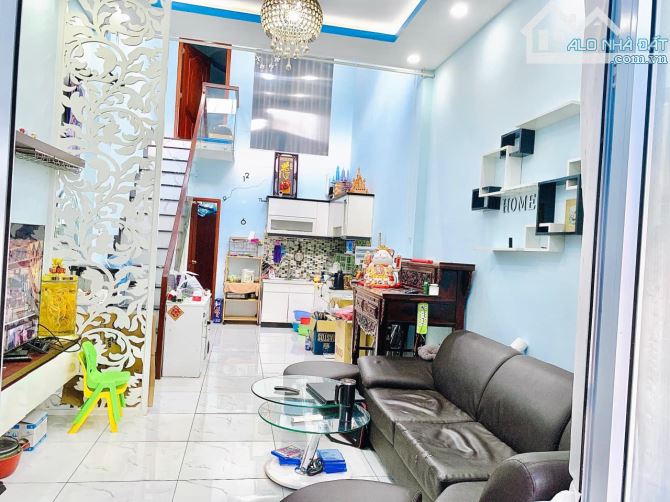 Nhà Q7, hẻm xe hơi 6m, 4,5x30m, nở hậu, 2 tầng, nhỉnh 12 tỷ - 1