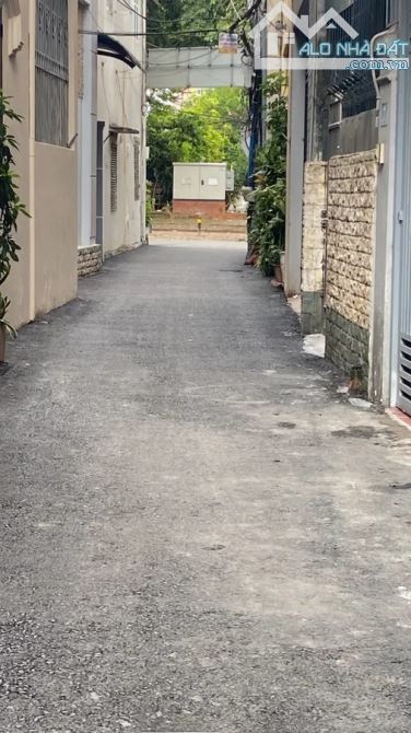 Cần bán 60m2 đất Nguyễn Văn Cừ Long Biên mặt tiền hoa hậu 6.5m ngõ ô tô, 10m ra ô tô tránh - 1