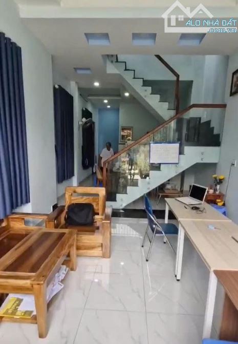 GIẢM MẠNH 7.8 TỶ còn 7 TỶ TL - Căn góc 1T2L đường 22, Linh Đông, Thủ Đức. 81m2 ĐXH,SHR - 1