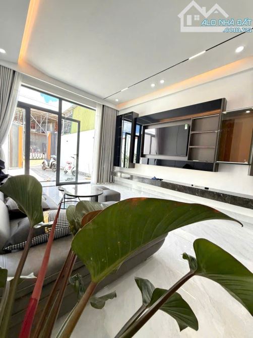 💥Nhà Mê TC 4,5*16m thực 21m,hẻm Đặng Thái Thân,gần Mai Hắc Đế,nhiều lô khác - 1