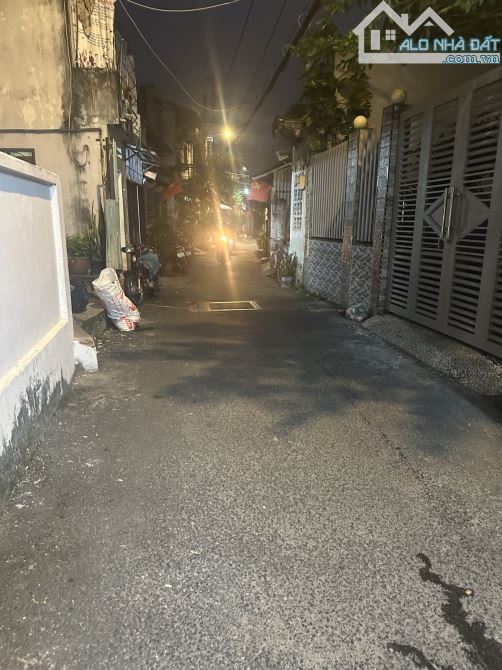 Bán nhà hẻm ô tô thông, Lê Đức Thọ, Gò Vấp, 38m2, 2 Tầng, Giá 4.2 Tỷ - 1