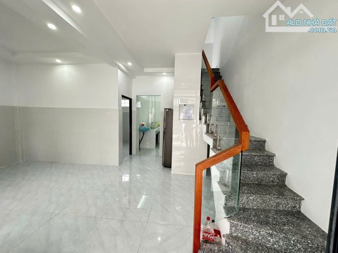 Bán nhà 2 Tầng P.Biên Hòa,SHR đường 2 xe hơi thông,CĂN GÓC,giá rẻ - 1