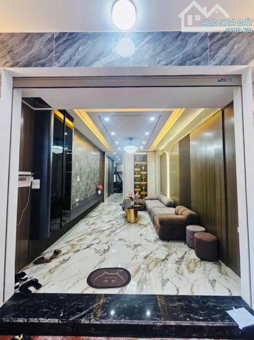 Bán Nhà Doãn Kế Thiện Cầu Giấy Cạnh chợ Đông Xa 35m 5 Tầng. Giá 8.5 Tỷ - 1
