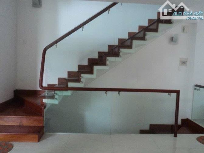 Bán nhà 2MT hẻm CMT8, Quận 3 – 6 tầng nội thất cao cấp, giá 25 tỷ TL - 1