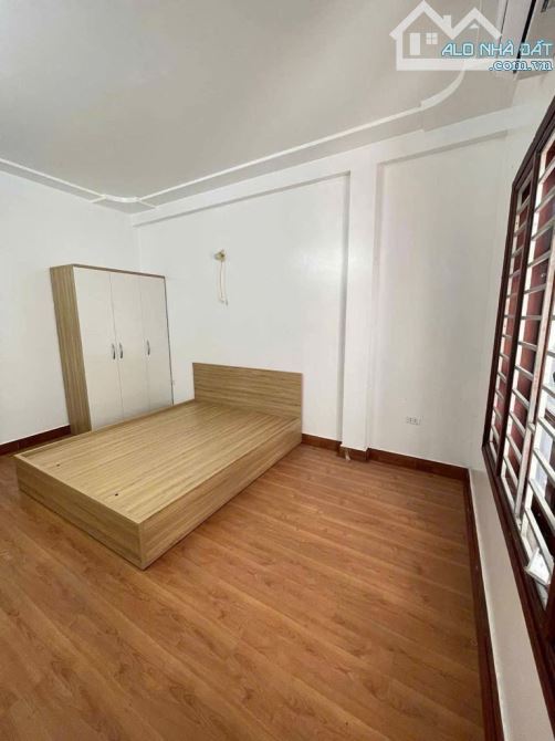 DOÃN KẾ THIỆN, 53m2, 5 tầng dân xây. 9pKK dòng tiền tốt. Ngõ nông gần phố. Hơn 11đ có TL - 1