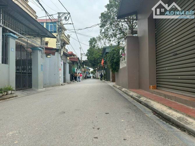 Nhỉnh 3 tỷ sở hữu 54m2 Nguyên Khê Phúc Thịnh, 7 chỗ vào, sát QL3, vị trí cực đẹp - 1