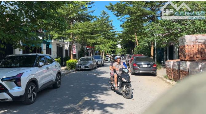 Bán đất phố Xuân Đỉnh, gần Xuân La 52m, ngõ thông, 2 ô tô tránh, mặt tiền 7m, kinh doanh. - 1