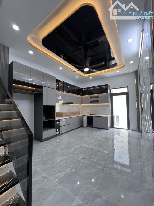 🏡 NHÀ MỚI 4 TẦNG – FULL NỘI THẤT – TRUNG TÂM NHÀ BÈ 📍 Hẻm 1716 Huỳnh Tấn Phát, giáp Q7 - 1